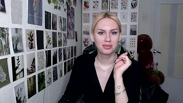 Snapshot of CapriScorpion chatting on 15, 5, 2026 CapriScorpion online show from 15, 5, 2026