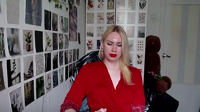 Snapshot of CapriScorpion chatting on 18, 5, 2026 CapriScorpion online show from 18, 5, 2026