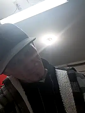 Snapshot of ironwood420 chatting on 17, 12, 2024 ironwood420 online show from 17, 12, 2024