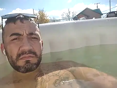 Snapshot of prettyboi6992 chatting on 25, 11, 2025 prettyboi6992 online show from 25, 11, 2025