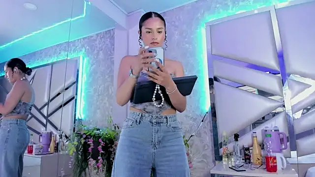 Miia002 online show from 1, 2, 2025