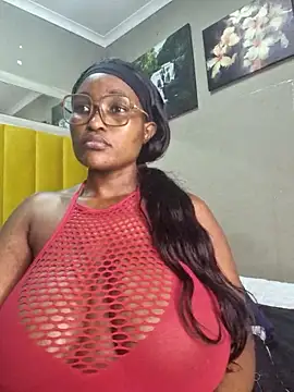 Bustygoddess32 online show from 28, 2, 2025