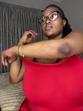 Bustygoddess32 online show from 14, 2, 2026