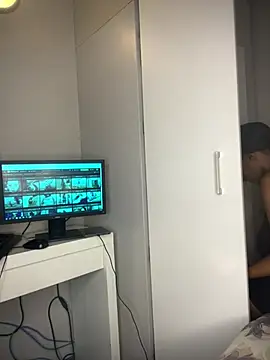 Bustygoddess32 online show from 25, 3, 2026