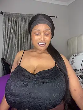 Snapshot of Bustygoddess32 chatting on 6, 7, 2026 Bustygoddess32 online show from 6, 7, 2026