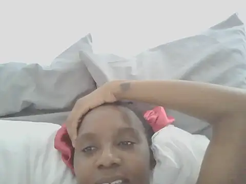 Sexxybella27 online show from 8, 11, 2025