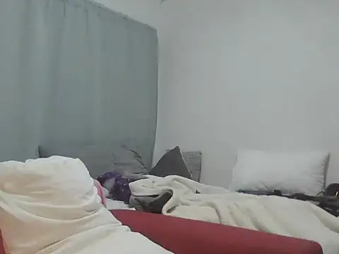 Sexxybella27 online show from 14, 3, 2026