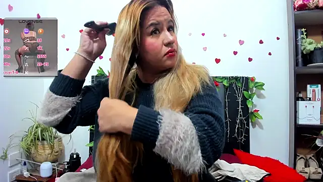 hazel 34 online show from 29, 10, 2025