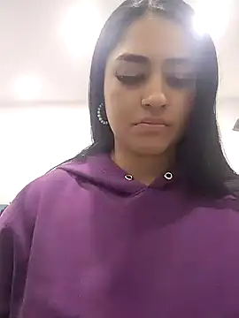 Snapshot of Charlotte_cutee18 chatting on 29, 10, 2025 Charlotte cutee18 online show from 29, 10, 2025