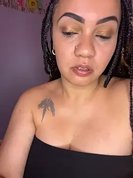 DestineeJayde online show from 28, 11, 2025