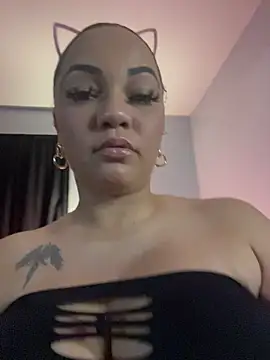 DestineeJayde online show from 14, 7, 2026