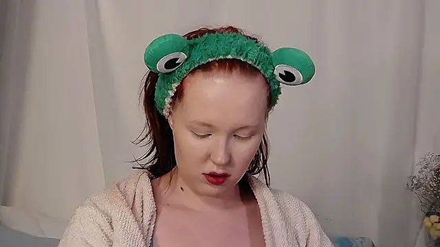 Snapshot of IrinaArt chatting on 28, 2, 2025 IrinaArt online show from 28, 2, 2025