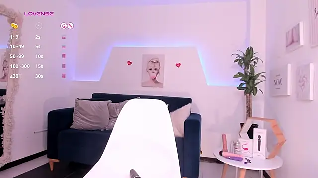 Snapshot of Kim_ev chatting on 20, 12, 2024 Kim ev online show from 20, 12, 2024