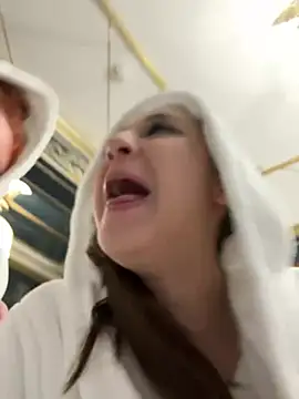 RollingGirls online show from 14, 2, 2025