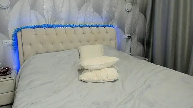 amanda   grey online show from 29, 12, 2024