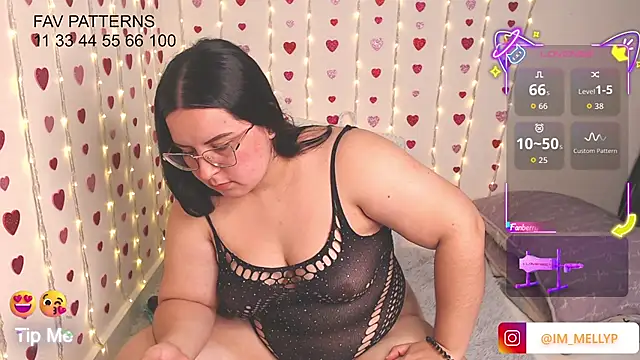 Snapshot of Mellyparker_ chatting on 22, 4, 2026 Mellyparker online show from 22, 4, 2026
