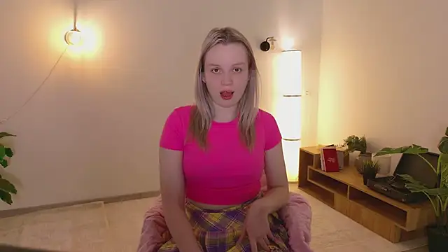Snapshot of Beatrica_Klein chatting on 27, 3, 2026 Beatrica Klein online show from 27, 3, 2026
