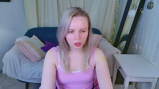 Snapshot of Beatrica_Klein chatting on 31, 3, 2026 Beatrica Klein online show from 31, 3, 2026