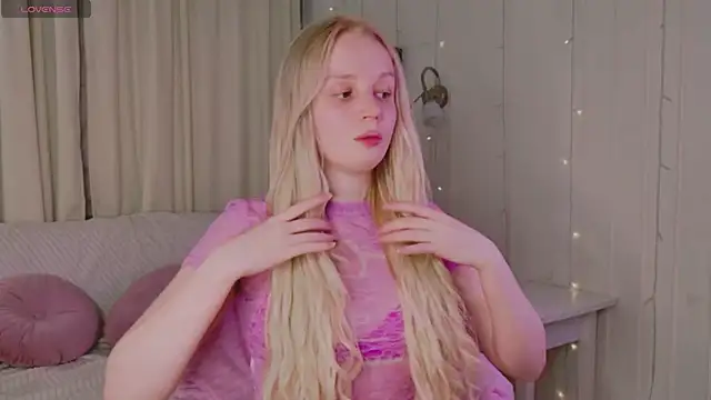 Snapshot of Beatrica_Klein chatting on 16, 4, 2026 Beatrica Klein online show from 16, 4, 2026
