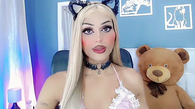 Snapshot of amal_baddell chatting on 4, 2, 2025 amal baddell online show from 4, 2, 2025