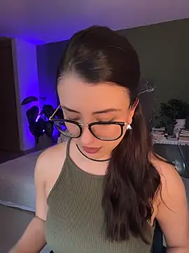 Snapshot of EmaSaenz chatting on 15, 7, 2026 EmaSaenz online show from 15, 7, 2026