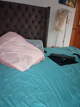 manuela star online show from 23, 9, 2025