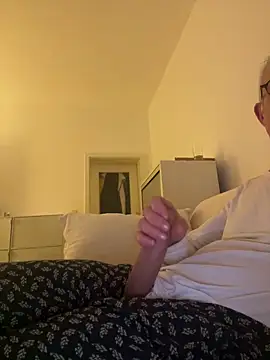 Snapshot of Frank22xx chatting on 28, 2, 2026 Frank22xx online show from 28, 2, 2026