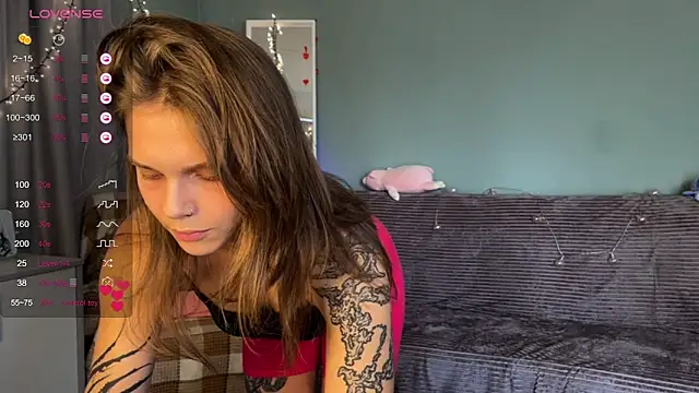 Snapshot of HumbleJess chatting on 3, 5, 2026 HumbleJess online show from 3, 5, 2026