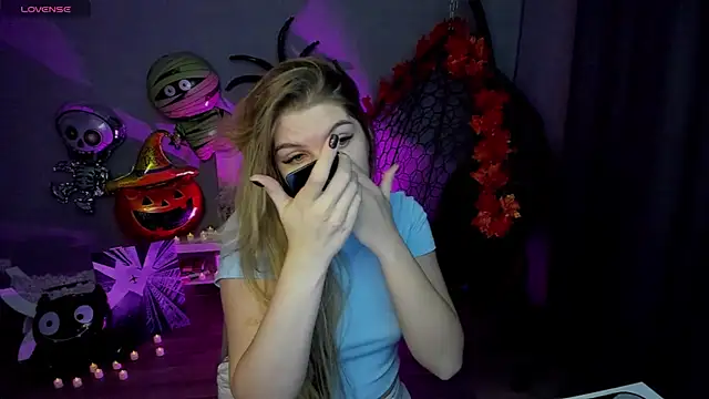 lily williamss online show from 14, 10, 2025