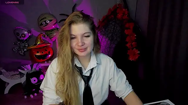 lily williamss online show from 31, 10, 2025