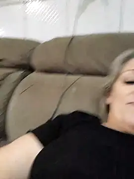 Snapshot of marcialoira chatting on 5, 11, 2025 marcialoira online show from 5, 11, 2025