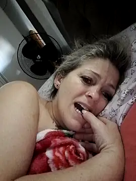 Snapshot of marcialoira chatting on 25, 11, 2025 marcialoira online show from 25, 11, 2025