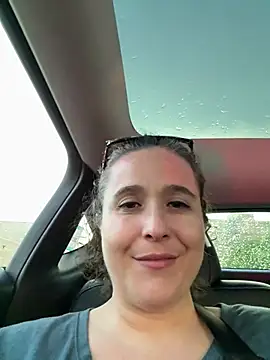 Snapshot of sylviahhh chatting on 13, 6, 2026 sylviahhh online show from 13, 6, 2026