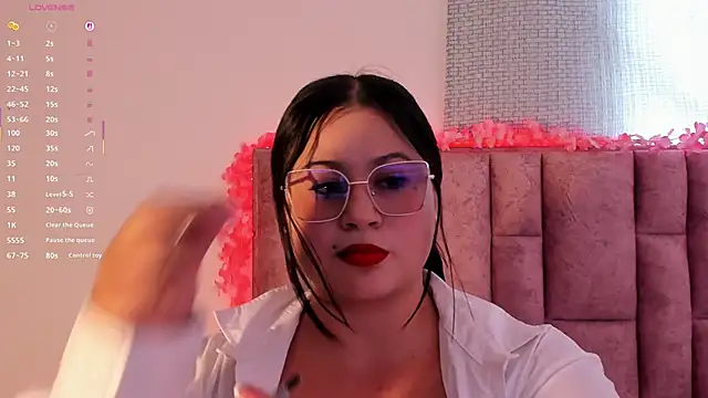 Snapshot of miahkumar chatting on 31, 5, 2026 miahkumar online show from 31, 5, 2026