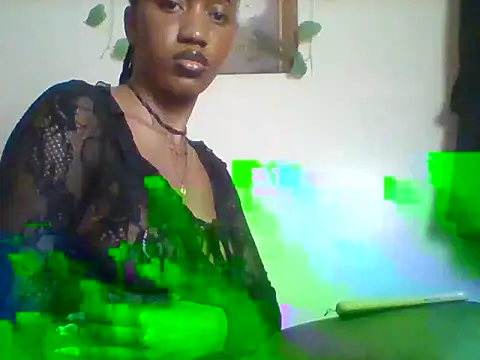 Queeen model online show from 30, 5, 2026