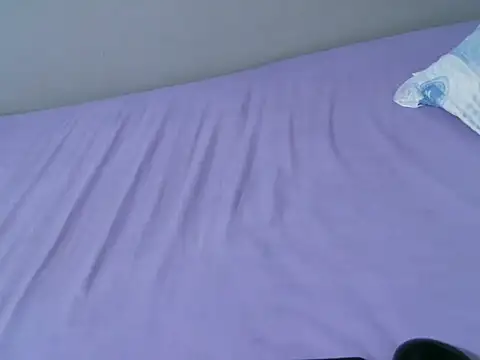 Snapshot of femaqueen chatting on 28, 2, 2026 femaqueen online show from 28, 2, 2026