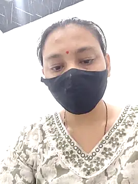 Snapshot of Aaradhya chatting on 25, 4, 2026 Aaradhya online show from 25, 4, 2026