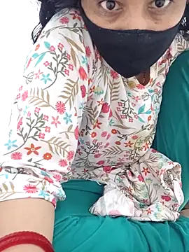 Snapshot of Aaradhya chatting on 2, 5, 2026 Aaradhya online show from 2, 5, 2026