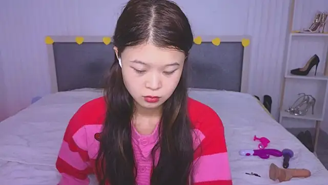 Tina Kim  online show from 6, 2, 2025