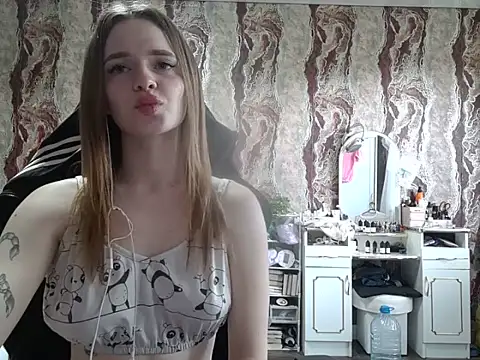 Snapshot of samanta55555 chatting on 19, 5, 2026 samanta55555 online show from 19, 5, 2026