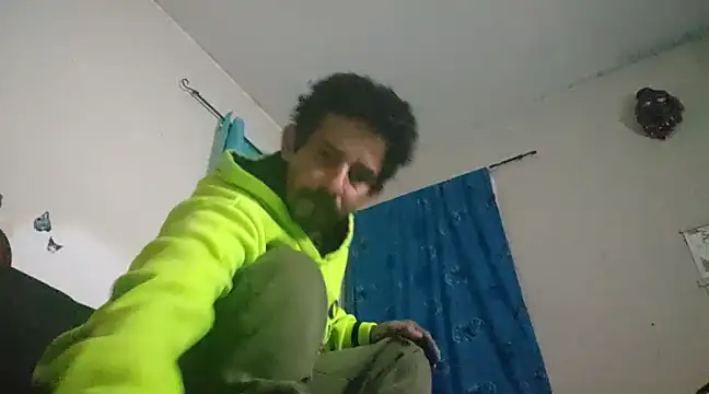 Snapshot of LongDickZee562 chatting on 28, 12, 2024 LongDickZee562 online show from 28, 12, 2024