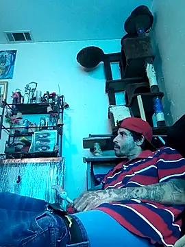 Snapshot of LongDickZee562 chatting on 14, 2, 2025 LongDickZee562 online show from 14, 2, 2025