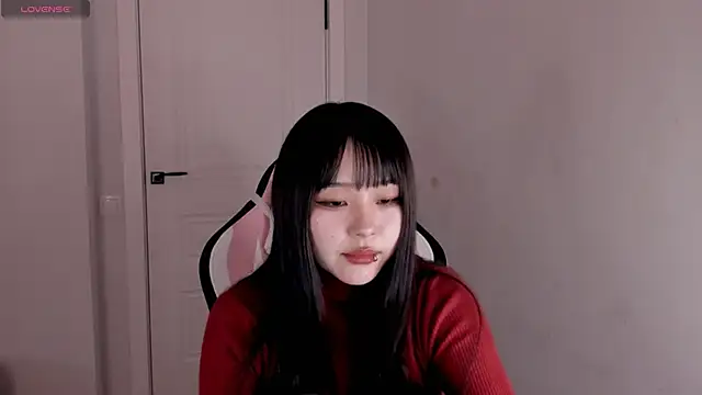 hee young11 online show from 11, 11, 2025