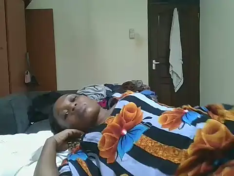 Snapshot of Sweetchoco5 chatting on 6, 6, 2026 Sweetchoco5 online show from 6, 6, 2026