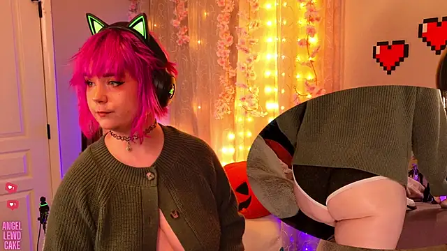 Angel-Lewd-Cake online show from 29, 11, 2025