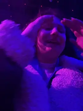 Charlotte wow online show from 22, 4, 2026