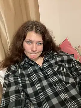 Charlotte wow online show from 23, 4, 2026