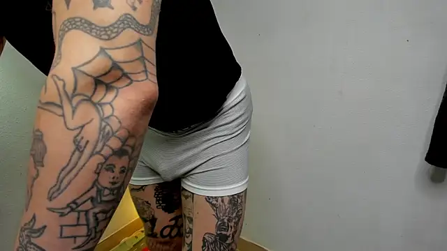 layneinchains online show from 14, 11, 2025