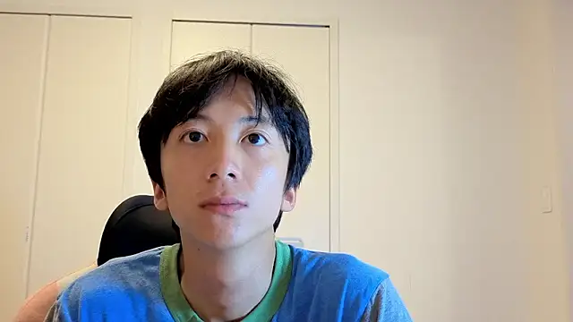 Snapshot of freeeeeessssss111 chatting on 12, 9, 2025 freeeeeessssss111 online show from 12, 9, 2025