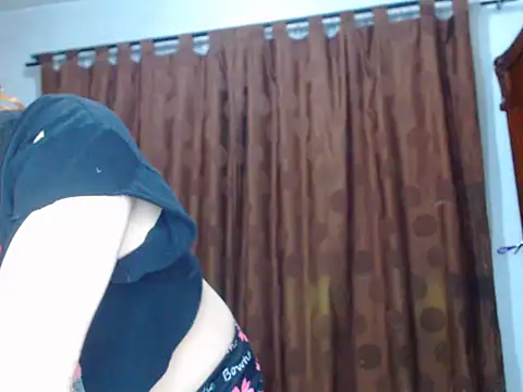 Snapshot of Redhead_incandy chatting on 15, 6, 2026 Redhead incandy online show from 15, 6, 2026